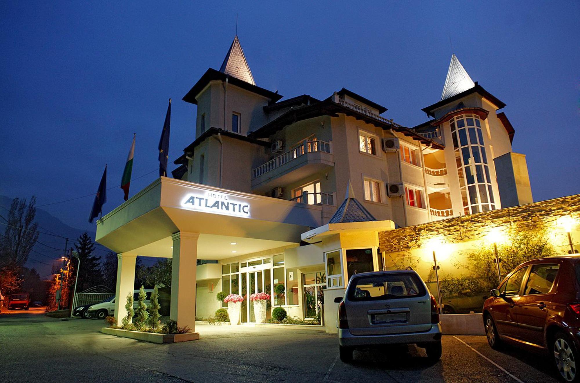 Atlantic Hotel - Free Parking Sofia Bagian luar foto