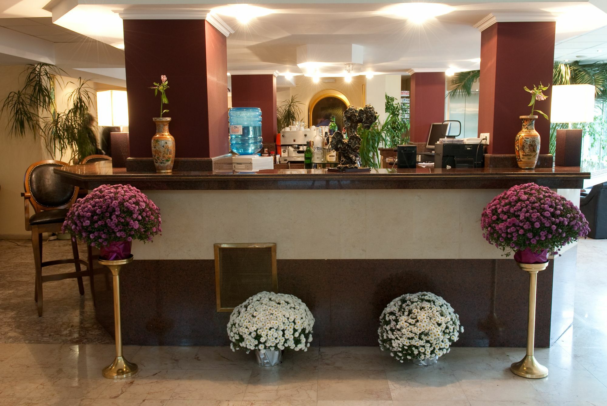 Atlantic Hotel - Free Parking Sofia Bagian luar foto
